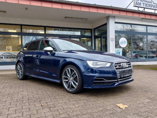 Audi S3 Sportback 2.0  quattro Schalter,Nappa Grau