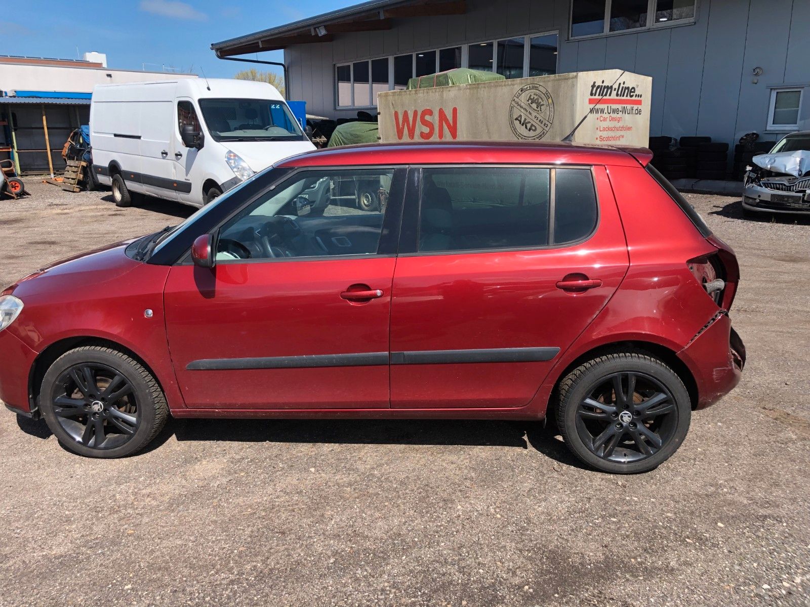 Fahrzeugabbildung SKODA Fabia Ambiente Heckschaden