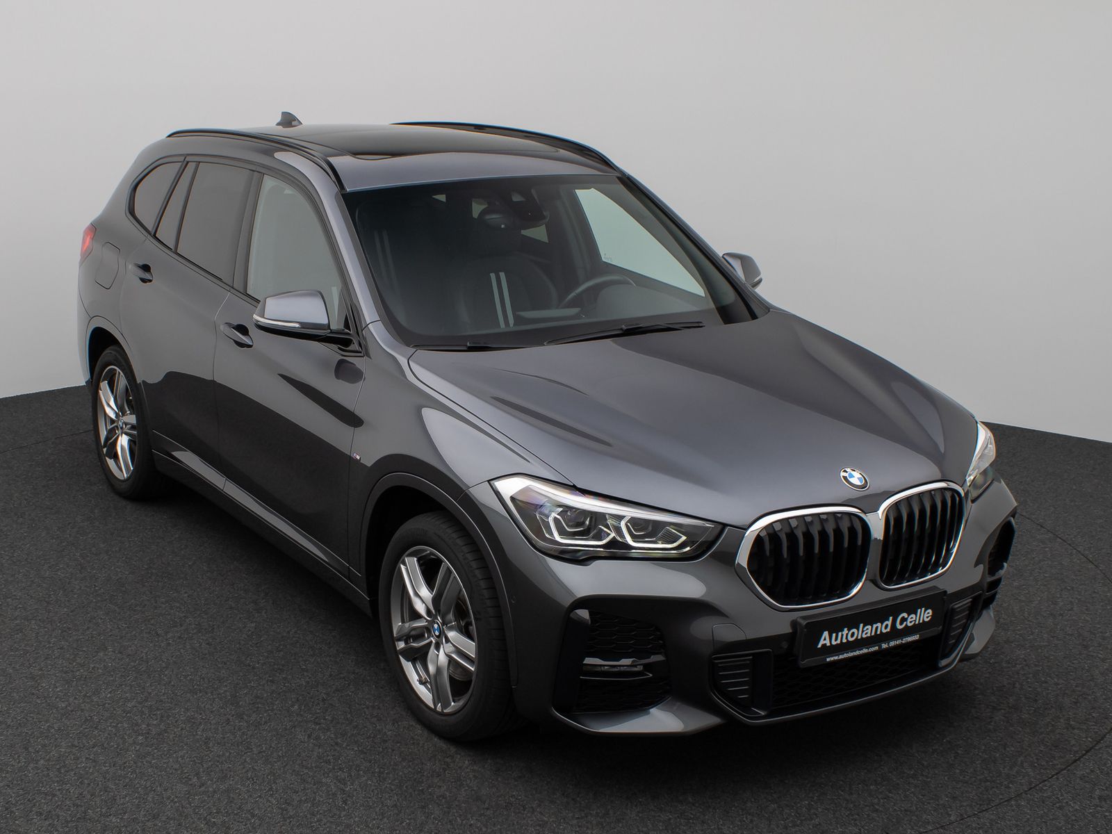 Fahrzeugabbildung BMW X1 xD25e M Sport Panorama DAB Navi LED 18Zoll