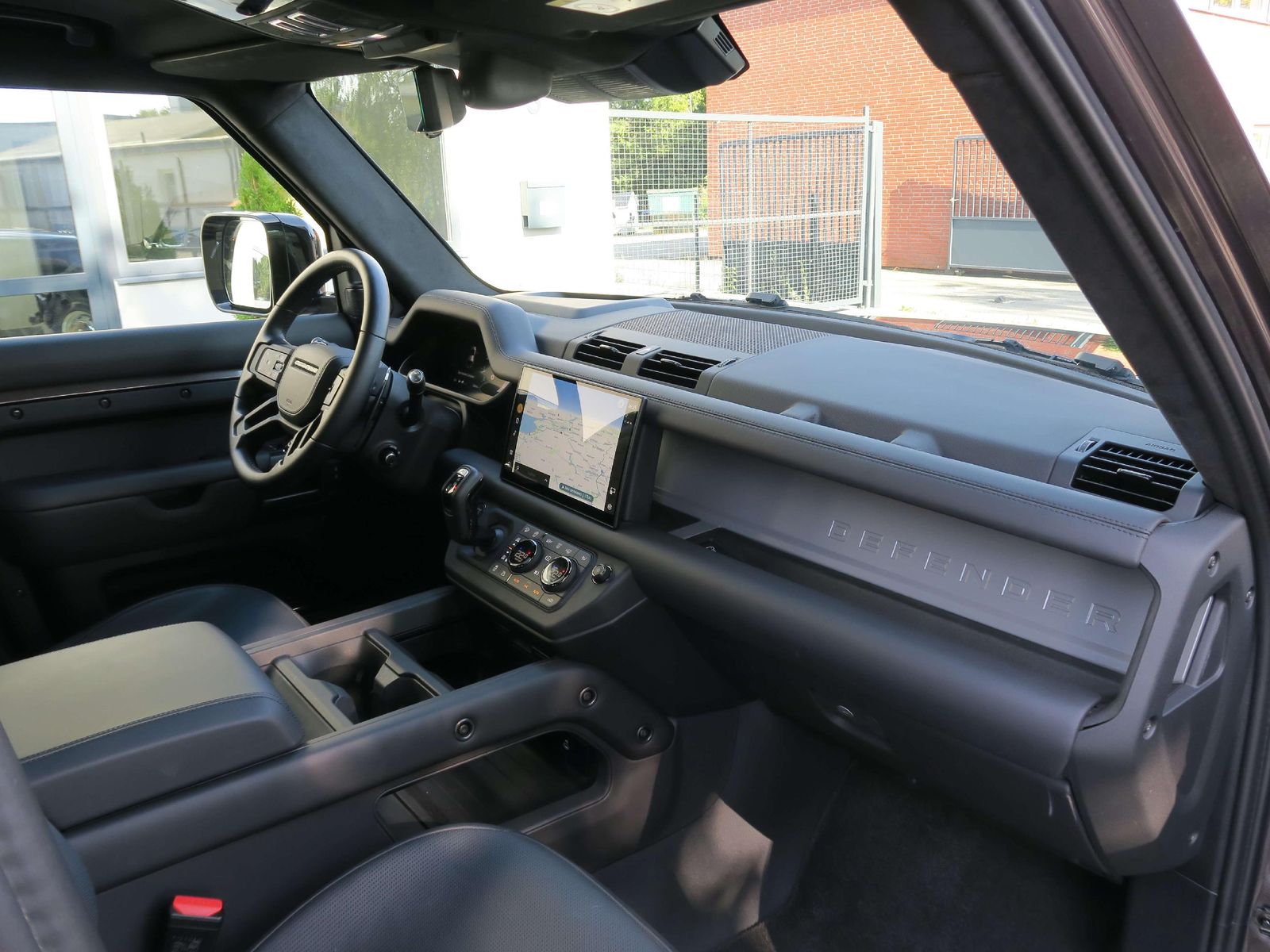 Land Rover Defender 110 P635 OCTA 1.Hd.*Leder schwarz*22' foto 18