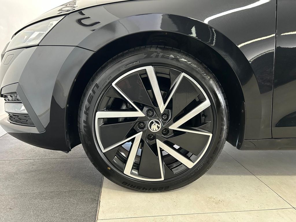 Skoda Octavia Lim DSG STYLE NAVI*HUD*ViCo*MATRIX*AHK*