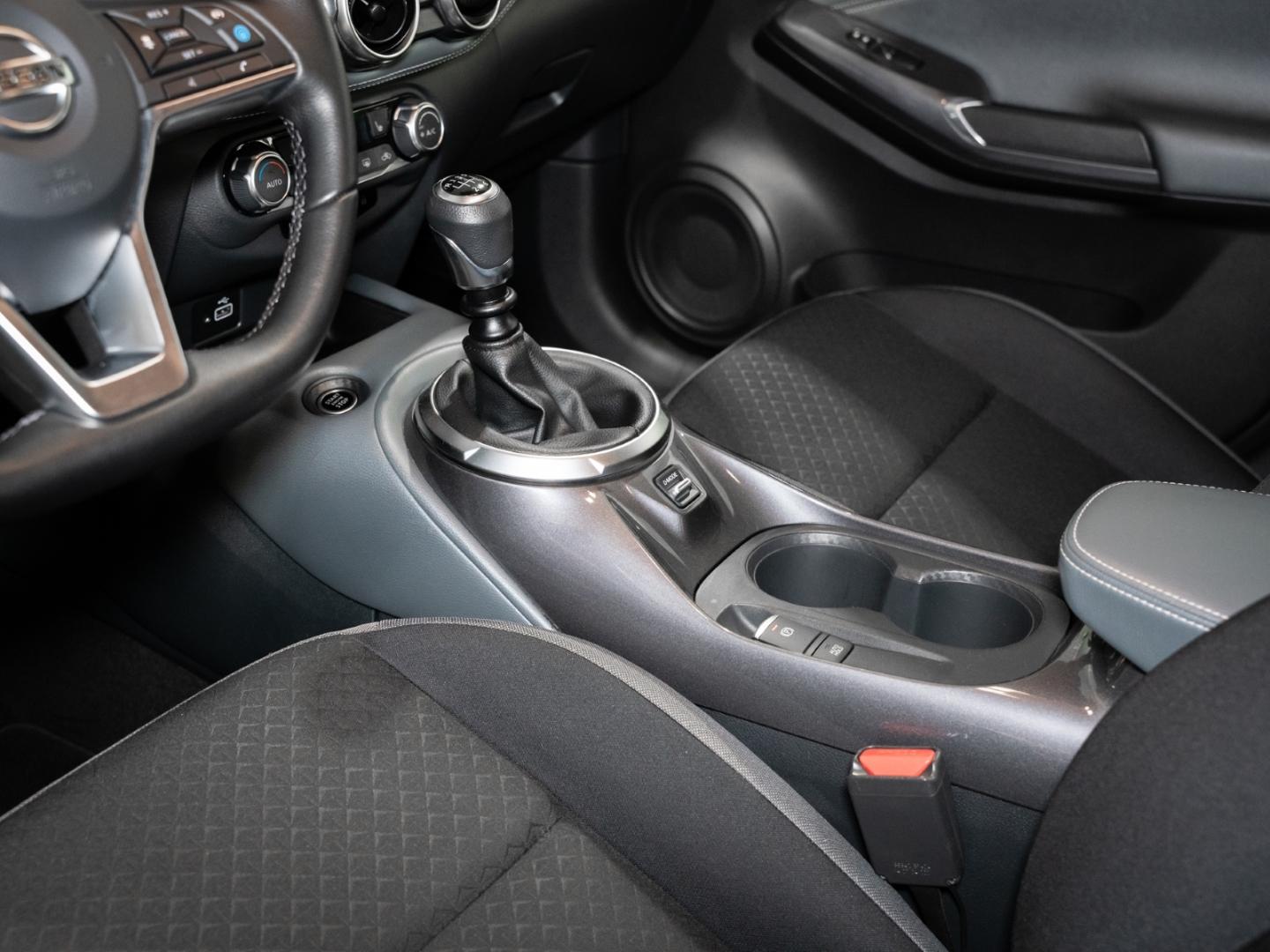Nissan Juke N-Connecta Apple CarPlay Android Auto Navi 