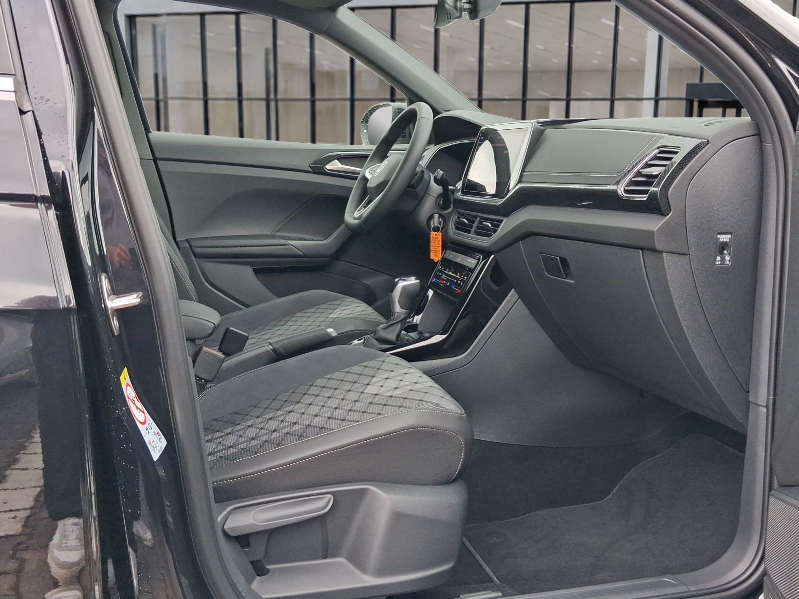 Volkswagen T-Cross - Bild 8