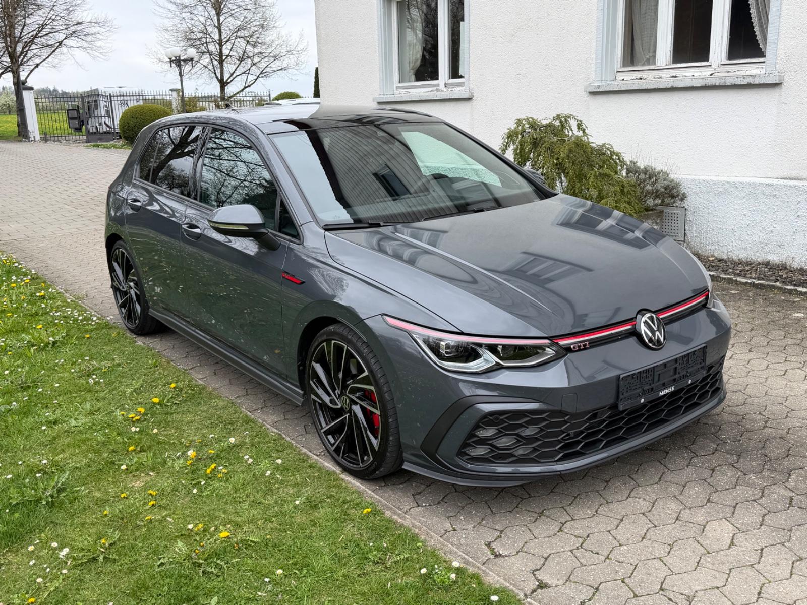 Volkswagen Golf VIII Lim. GTI ACC KAMERA KEYLESS PANO HARMA