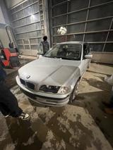 BMW 320i touring - - BMW 320 aus 2001: Kombi