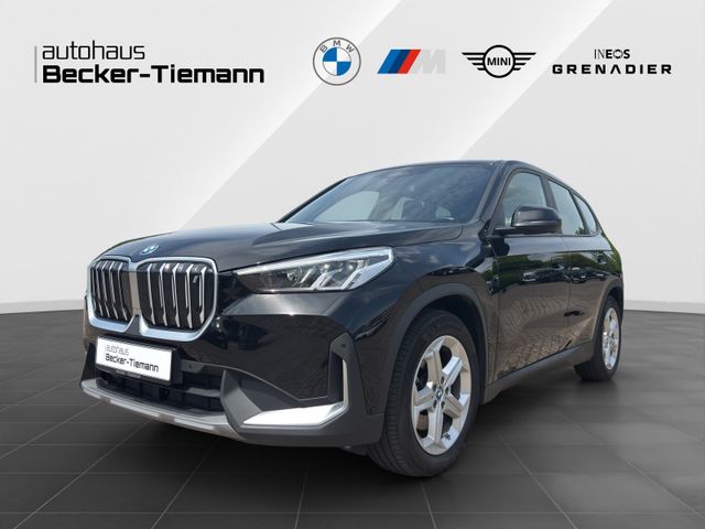 BMW iX1 xDrive30 AHK/ Driving Assistant/ Adapt. M-Fa