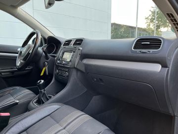 Volkswagen Golf - 10