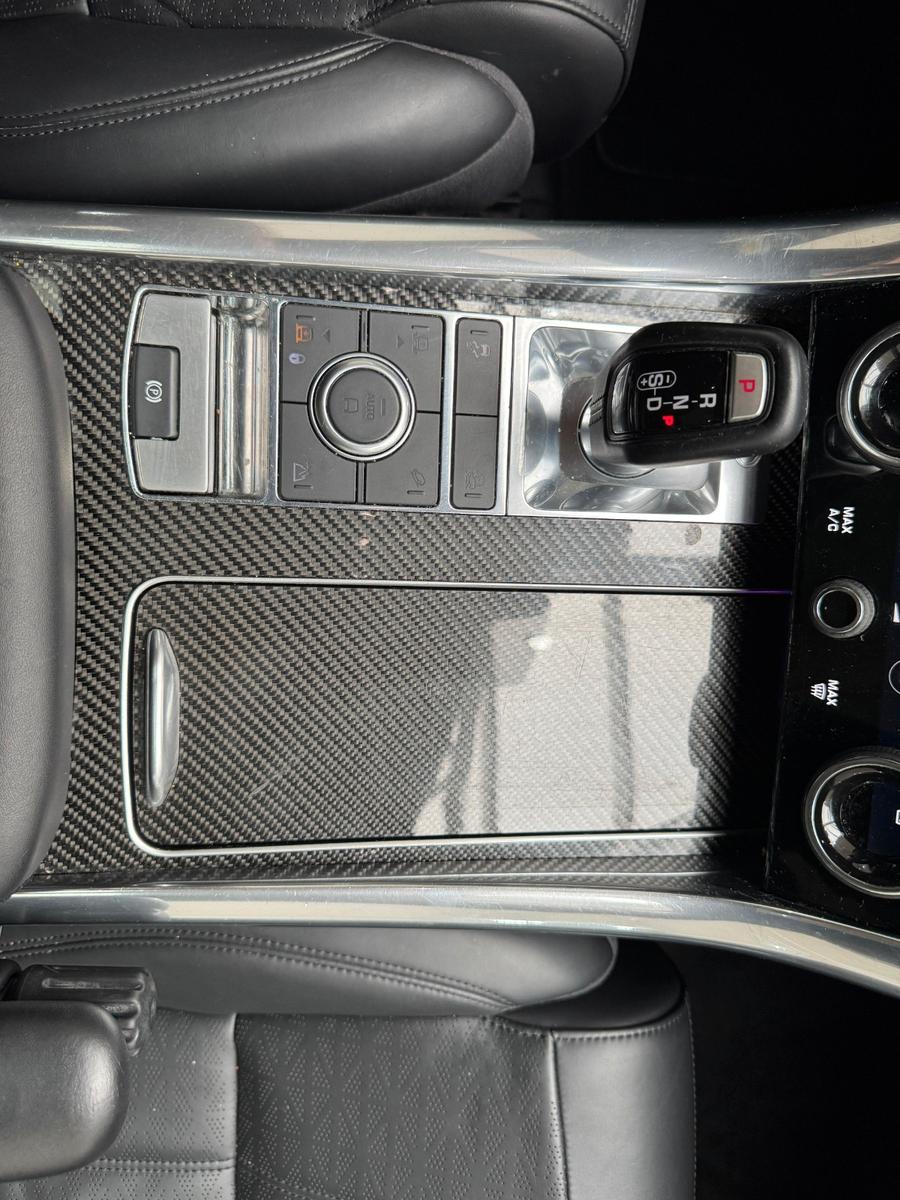Land Rover Range Rover Sport 5.0 P525 V8 Kompr. Autobio...