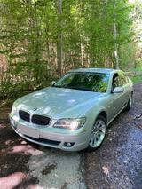 BMW 750i A - Scheckheftgepfelgt  - gebrauchte BMW 7er Reihe aus dem Jahr 2007