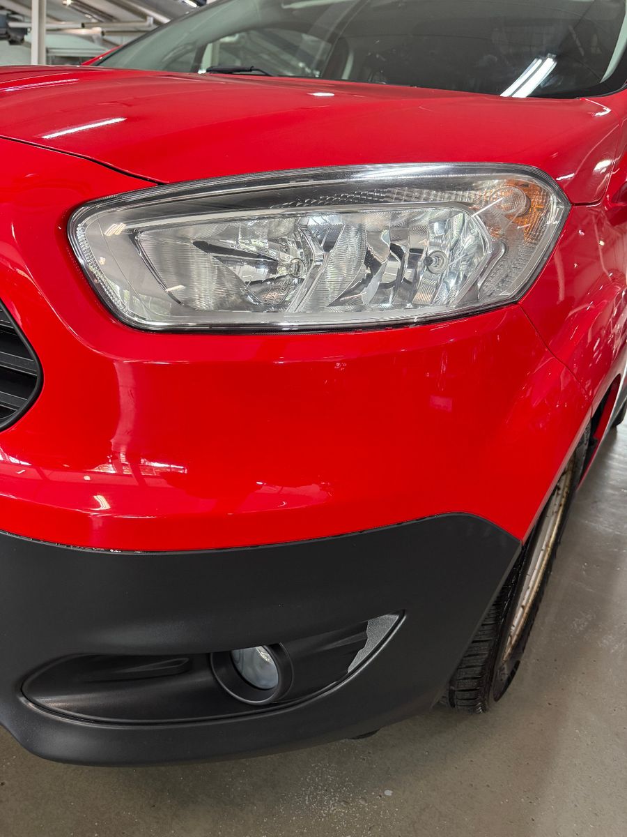 Fahrzeugabbildung Ford Tourneo Courier 1.5 TDCI TREND SERVICE & TÜV NEU