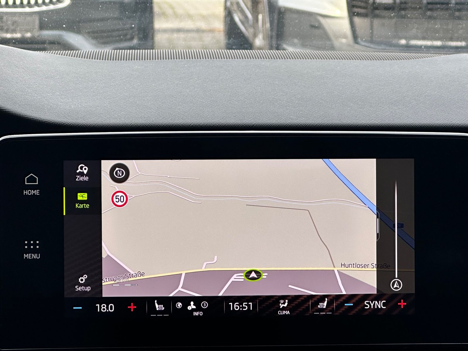 Fahrzeugabbildung SKODA Octavia Combi 2.0 TDI DSG 4x4 RS NAV+LED+PANO