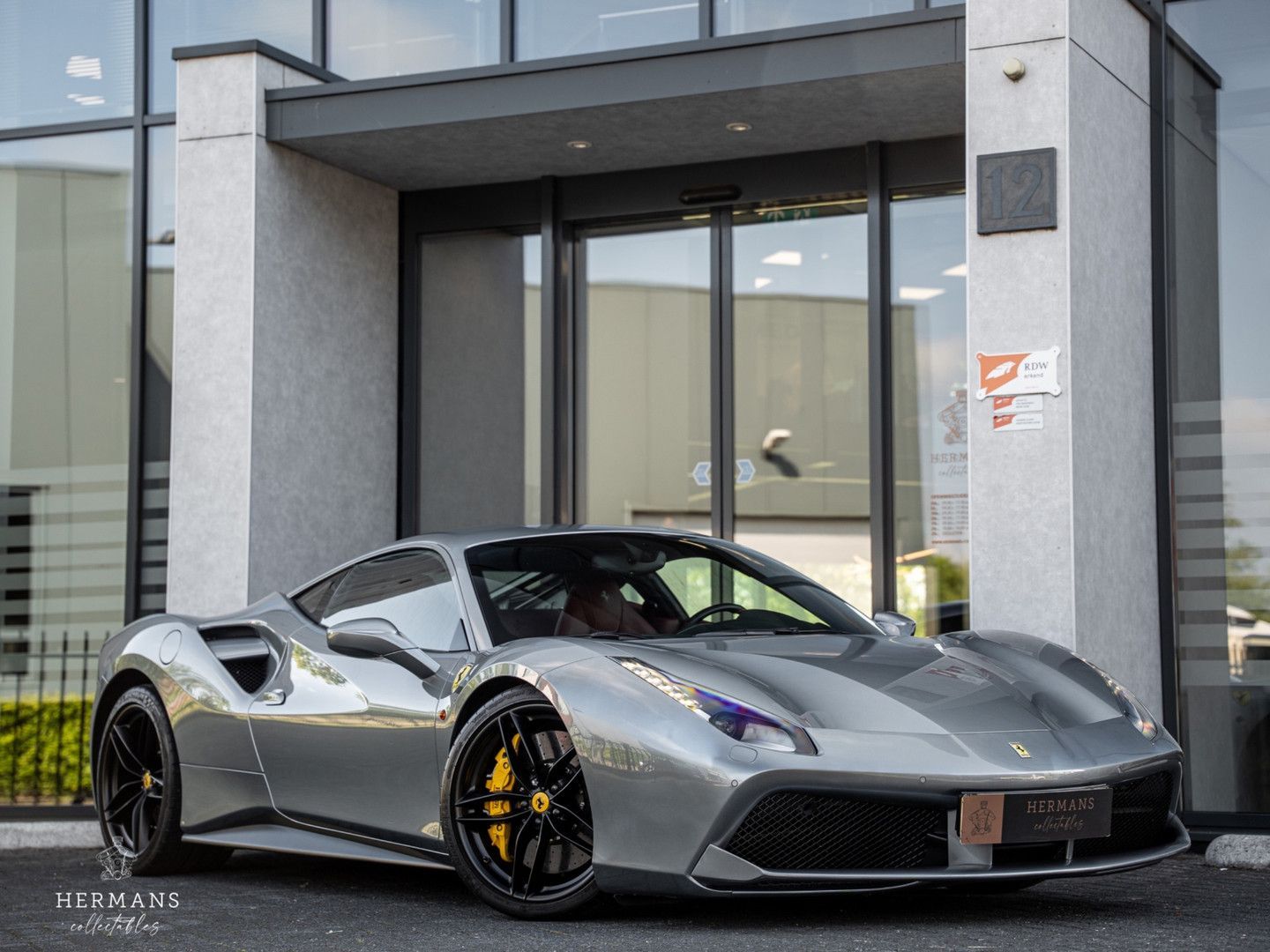 FERRARI 488 GTB