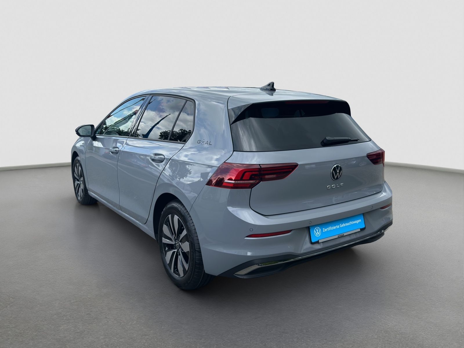 Volkswagen Golf VIII 2.0TDI GOAL AHK AREA VIEW NAVI ACC LED foto 4