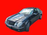 Mercedes-Benz E 320 CDI ELEGANCE AHK TÜV NEU SCHIEBEDACH EU 4  - Mercedes-Benz E 320 aus 2005: Cdi