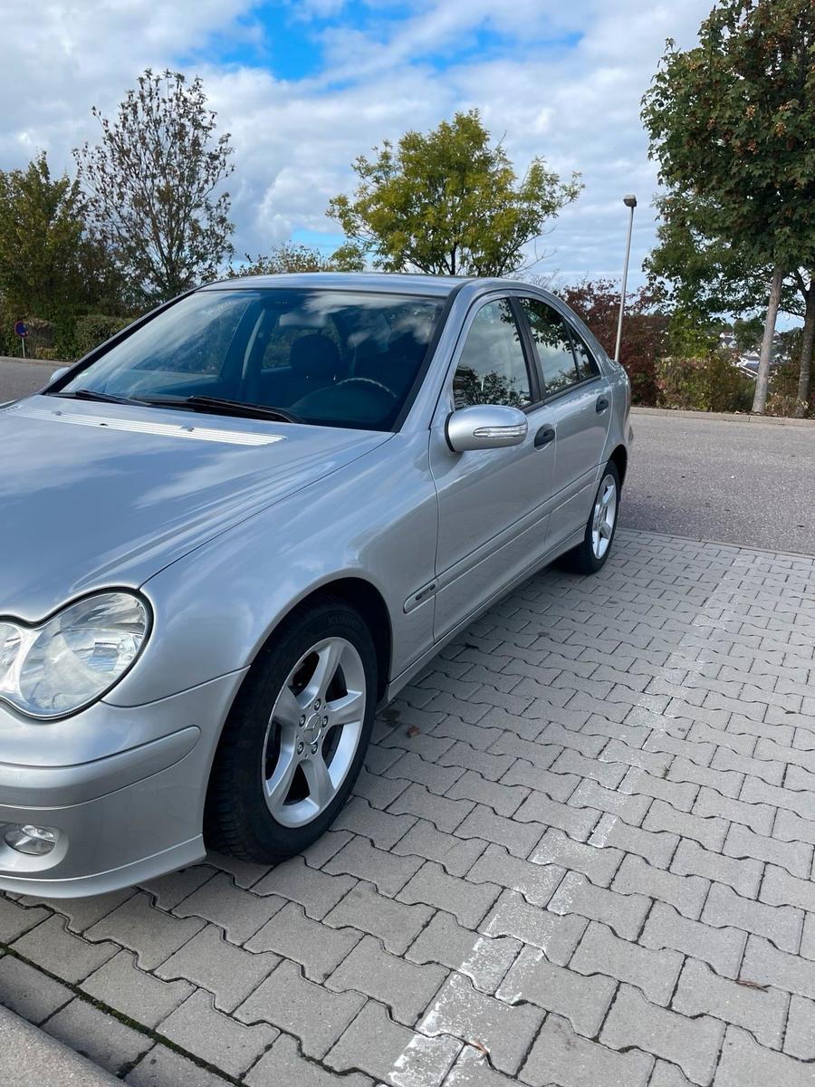 Mercedes-Benz C 200