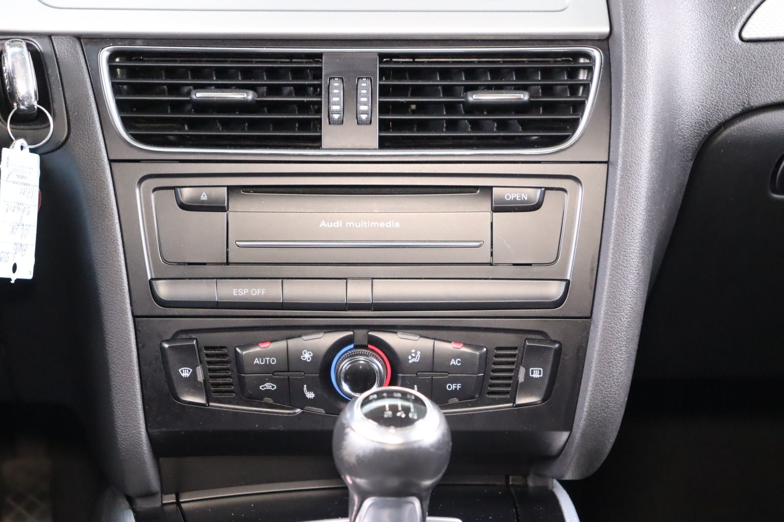 Fahrzeugabbildung Audi A4 1.8 TFSI Ambiente Avant