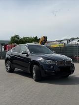 BMW X6 M50 M50d - - BMW X6 M50 von privat