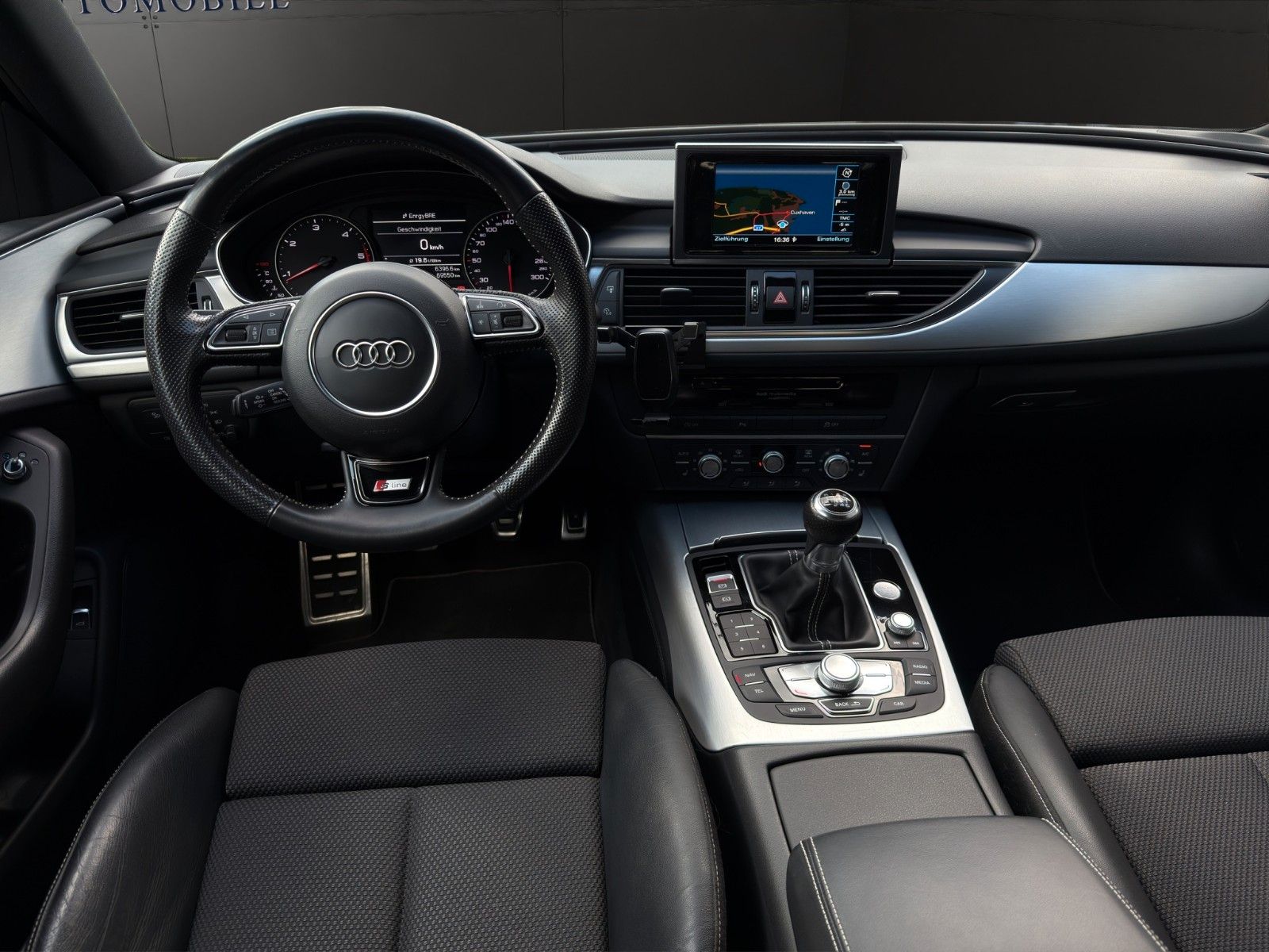 Fahrzeugabbildung Audi A6 Avant 2.0 TDI *S-line*Schalter*AHK*Tempomat*