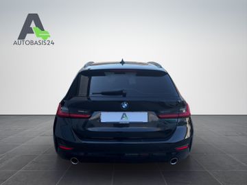 BMW 320 - 4
