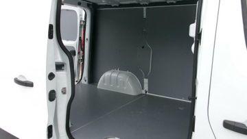 Renault Trafic - 10