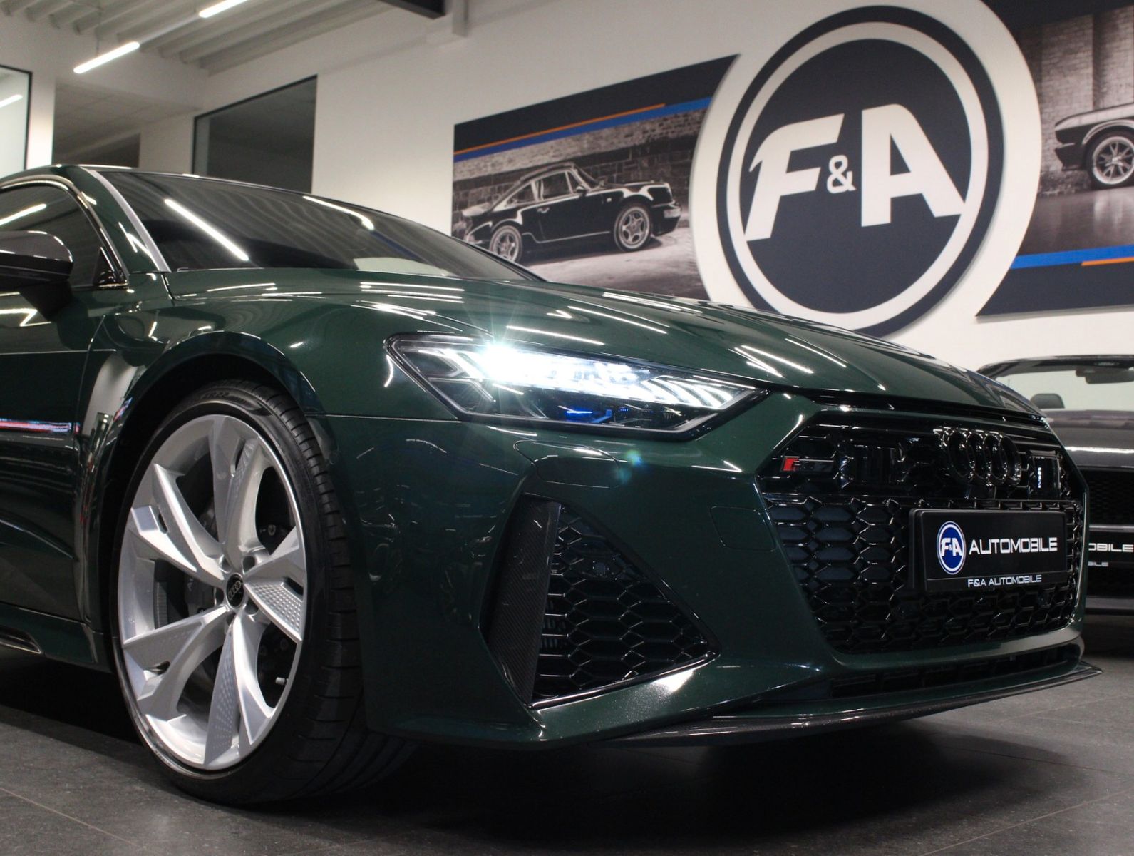 Fahrzeugabbildung Audi RS 7 Sportback 4.0 TFSI RS Essentials Paket