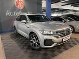 Volkswagen Touareg R-Line 4Motion/PANO/AHK/R-KAM/LED ALS - VW Touareg in Gelsenkirchen