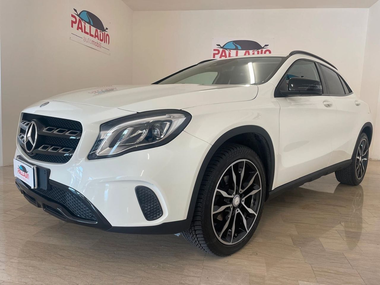 MERCEDES-BENZ MERCEDES GLA 200d AUTOMATIC SPORT NIGHT EDITION 