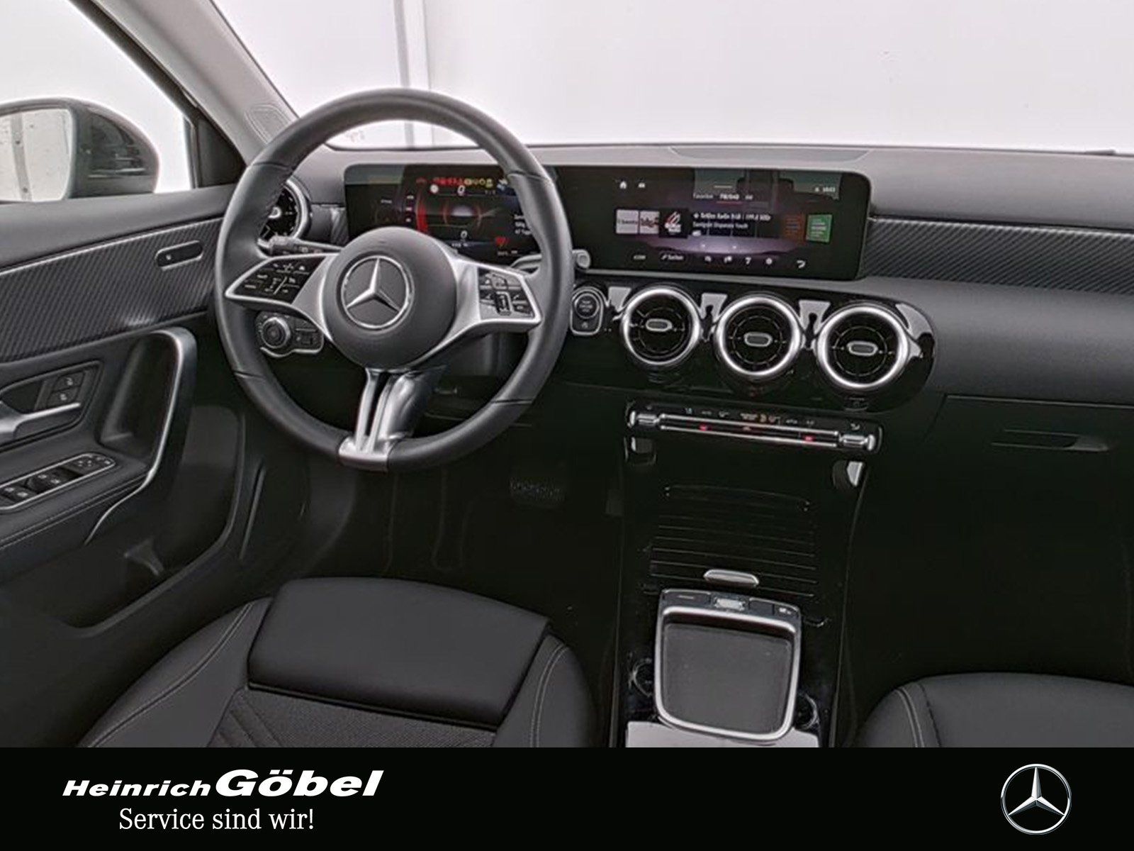 Fahrzeugabbildung Mercedes-Benz A180 PROGRESSIVE+LED+KAMERA+WINTERP.+CARPLAY+SHZ