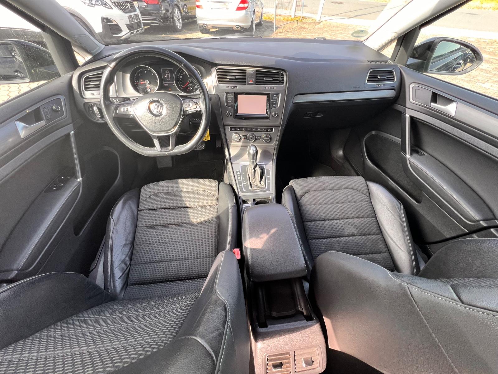 Volkswagen Golf 2013 — photo 25