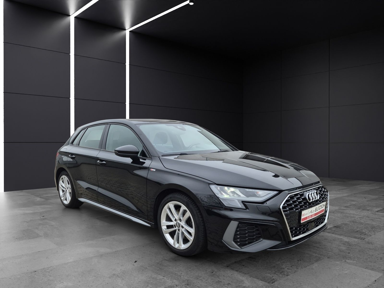 Fahrzeugabbildung Audi A3 Sportback 35 TFSI S line S-tronic LED ACC AVC