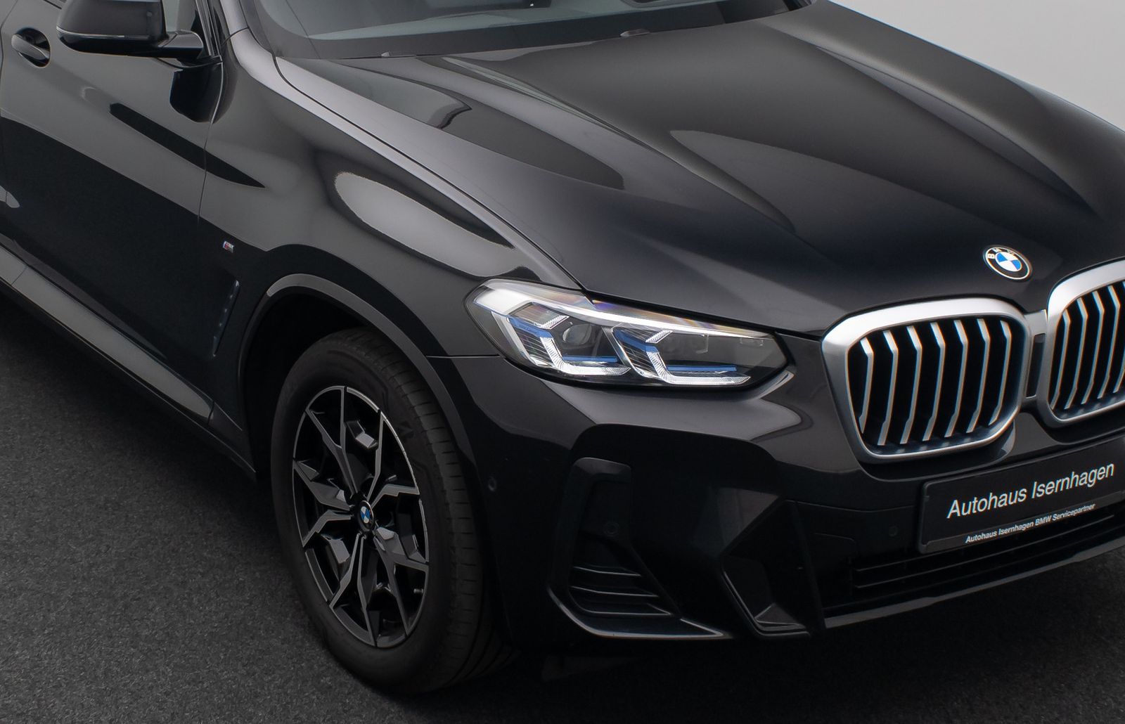 Fahrzeugabbildung BMW X3 xD30d M Sport Laser DAB Kamera HUD DisplayKey