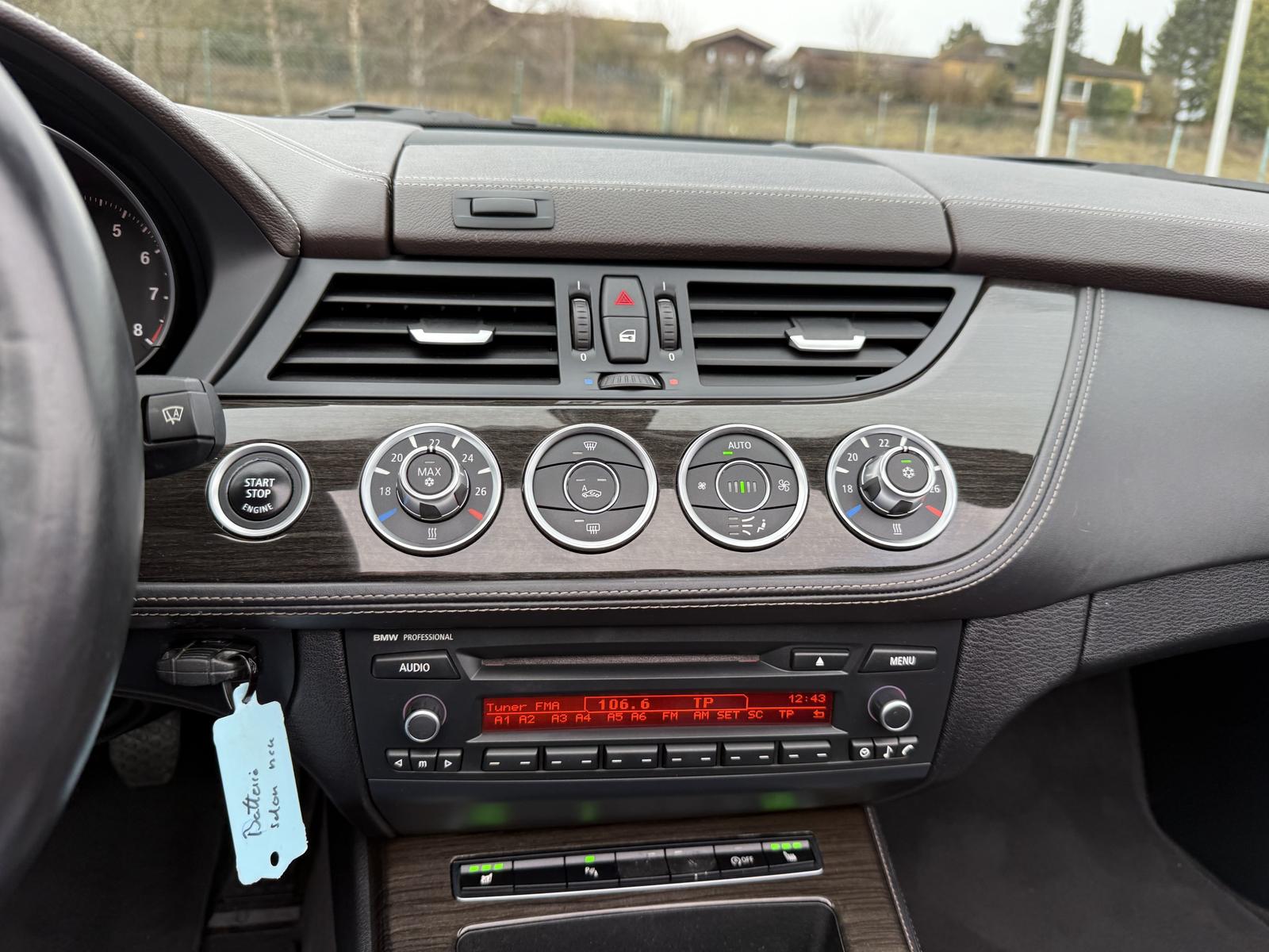 BMW Z4 sDrive20i Design Pure Balance Leder Xenon HiF