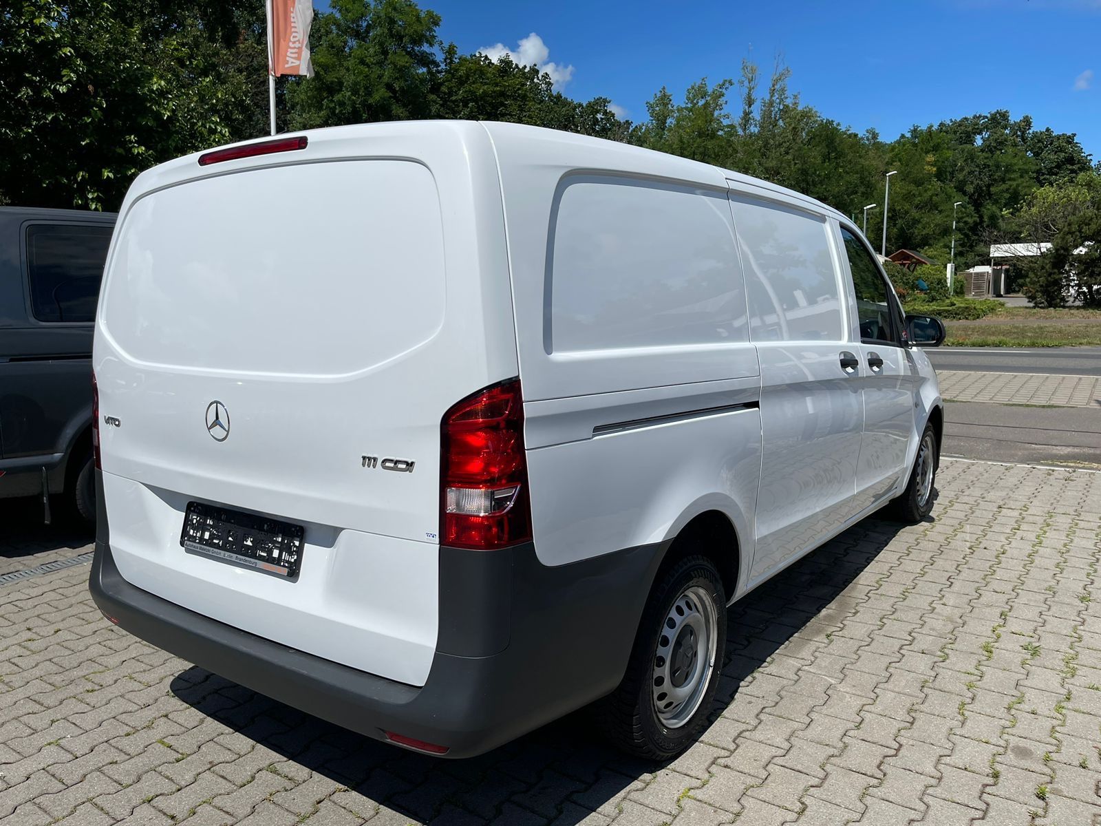 Fahrzeugabbildung Mercedes-Benz Vito 111 CDI Kasten Lang*Klima*Tempomat*3.Sitze*