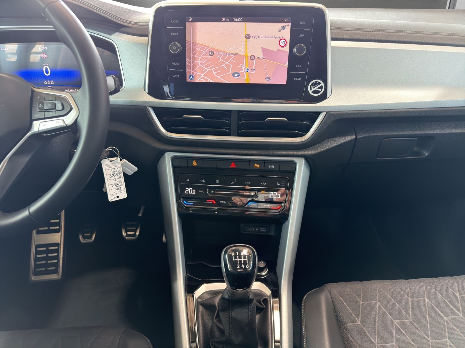 Volkswagen T-Roc - Bild 13