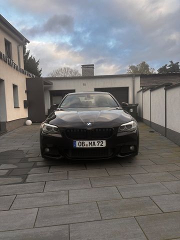 BMW 520d - M Paket 1. erste Hand 8 Fach Bereifung