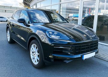 Porsche Cayenne - 1