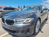 BMW 520e*Virtual*Navi*LED*Leder*HUD*SHZ*360 Cam+PDC - BMW 520 Plug-in Hybrid (PHEV) Gebrauchtwagen