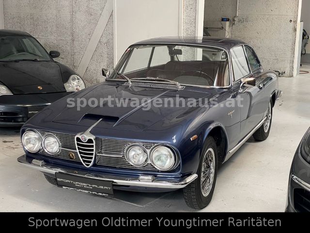Alfa Romeo 2600 Sprint, Motor Neu, sehr guter Zustand