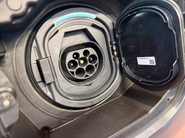 Mercedes-Benz A 250 e Progressive Adv. LED Distronic MBUX 360°