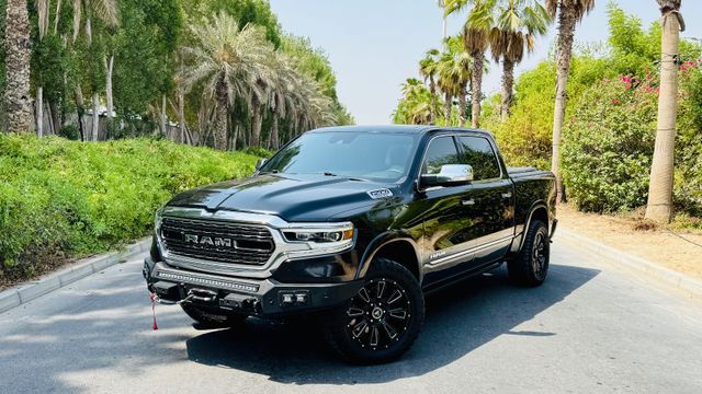 Dodge OFFROAD*UNFALLFREI*LIMITED*PANO*4X4*LUFT*RAMBOX*