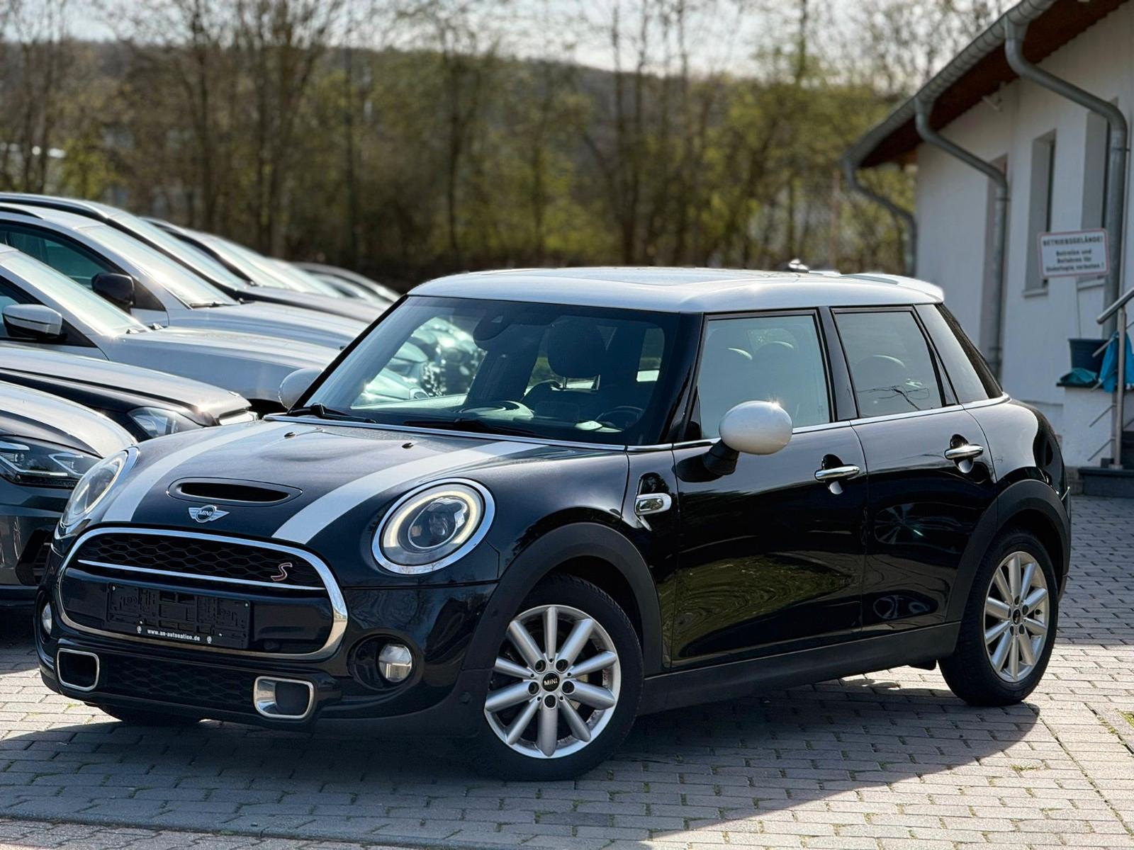 MINI COOPER S CHILI WIRED PANO HARMANKARDON LEDER