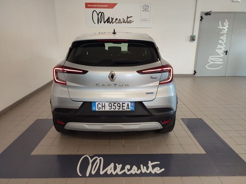 Renault Captur Hybrid E-Tech 145 CV Intens imagem 3