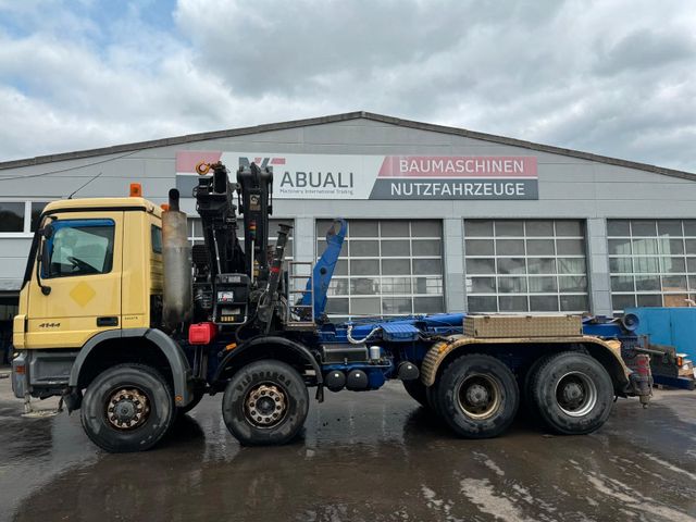 Mercedes-Benz Actros 4144 mit HAIB Kran ** BJ. 2006 * 300000KM