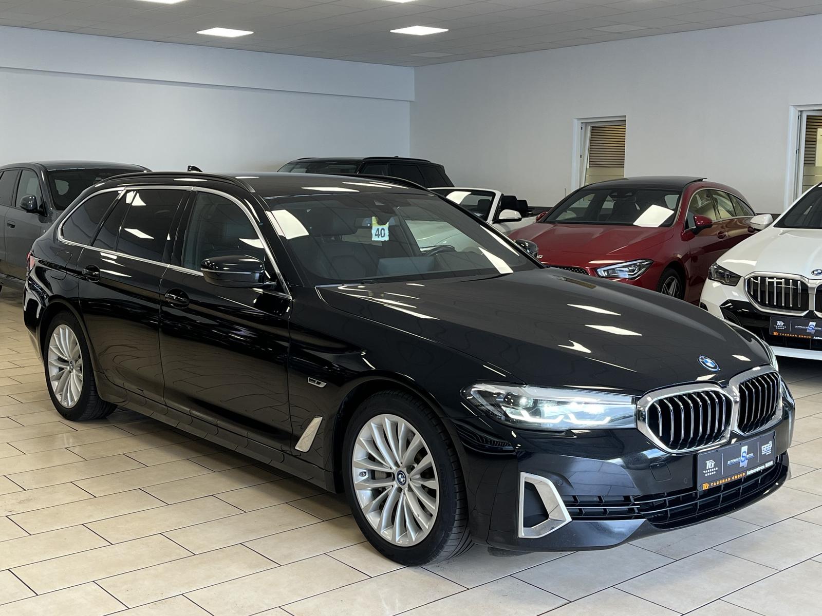 BMW 530 e xDrive Luxury-Line Navi*Leder*LED*CarPlay