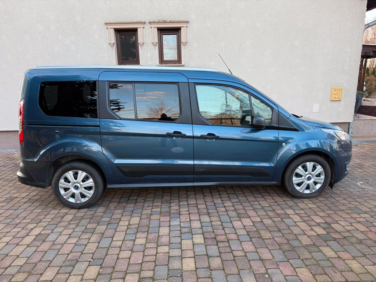 Ford Grand Tourneo Connect 7 SITZE SHZ AHK KAMERA PDC