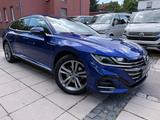Volkswagen Arteon Shooting Brake R-Line eHybrid/VOLL - mit Hybrid-Antrieb: Sportwagen