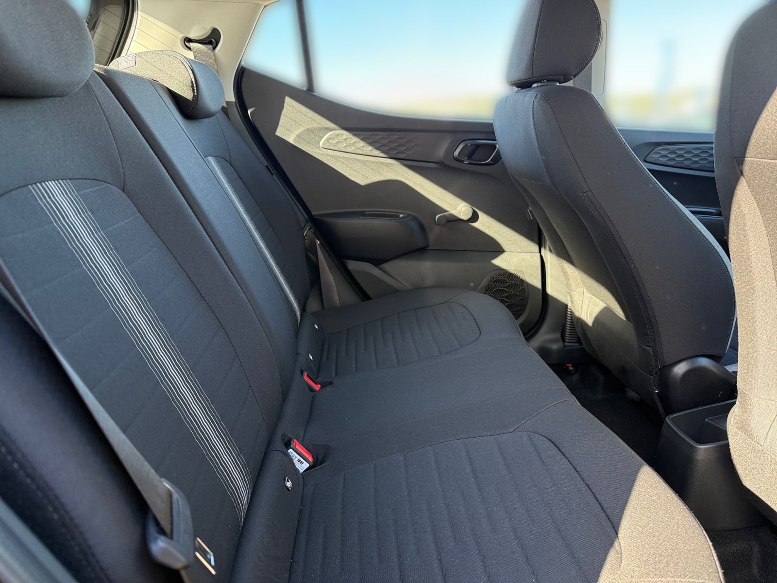 Fahrzeugabbildung Hyundai i10 1.0 Select Navi Kamera