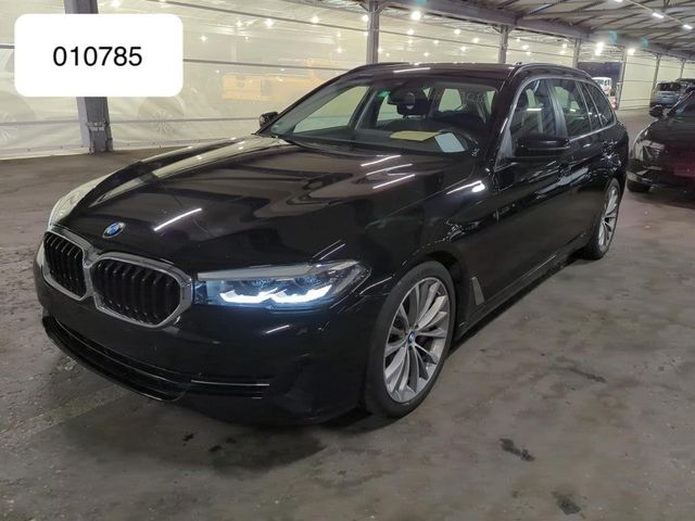 BMW 530 d xDrive LED 19"CockpProf 4xSiHz VLeder Nav+