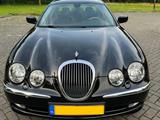 Jaguar S-Type 4.0 V8  - schwarze Jaguar S-Type