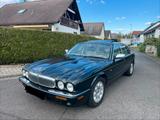 Jaguar XJ8 Sovereign 4.0 V8 X300 - Jaguar XJ8: Sovereign